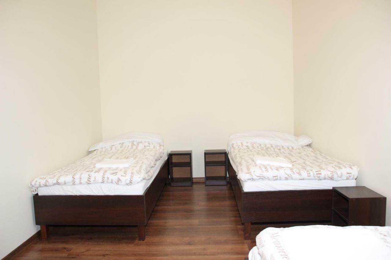 Fredry 8 Appartement Piastow Buitenkant foto