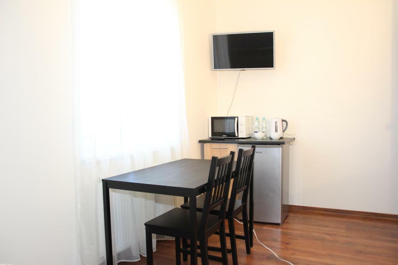 Fredry 8 Appartement Piastow Buitenkant foto