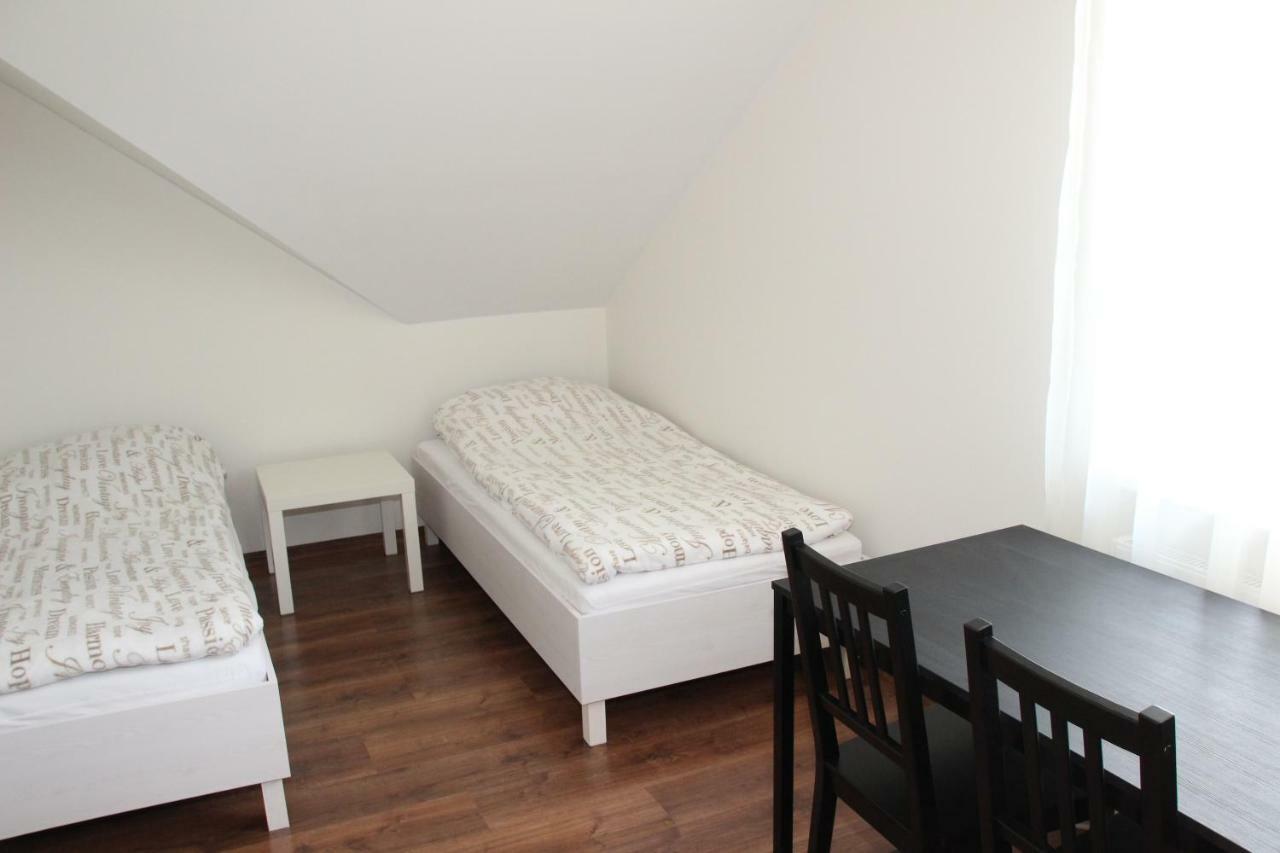 Fredry 8 Appartement Piastow Buitenkant foto