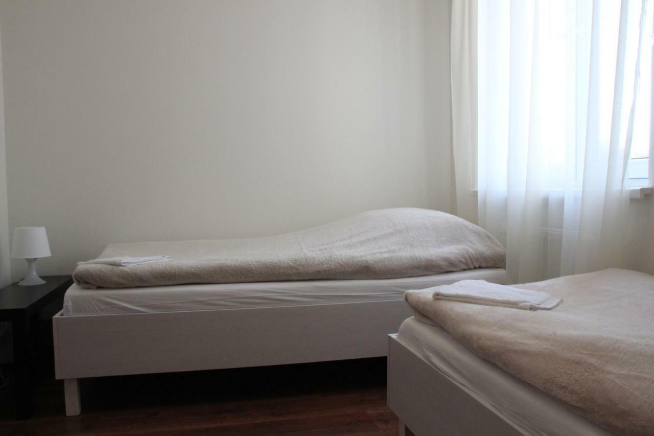 Fredry 8 Appartement Piastow Buitenkant foto