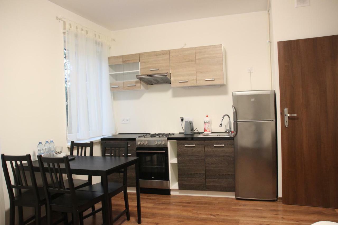 Fredry 8 Appartement Piastow Buitenkant foto